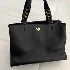🥳TORY BURCH TOTE